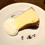 3rd. BAR&GRILL RESTAURANT - バスクチーズケーキでお味1番