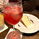 3rd. BAR&GRILL RESTAURANT - クランベリーソーダ