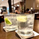 3rd. BAR&GRILL RESTAURANT - ジントニック