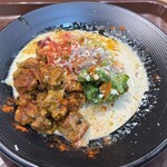 はらいそ スパークル - セミドライチキンカレーを乗せたスープカレータコス