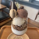 ダンデライオン・チョコレート - チョコレートパフェ