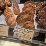 VIRON - めちゃ美味のエシレバターのクロワッサン 520円