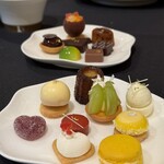 ガストロノミー ジョエル・ロブション - 