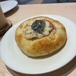 Breath Coffee - 料理写真:トマトの何とかフォカッチャ。