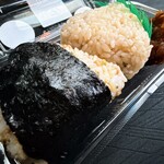 天神屋 - 料理写真:おむすびセット 元祖たぬき&しらす 429円