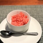 蒼 - これまた大好きな大石早生のグラニテ♪
      ジェラート的な滑らかさが加わった食感が、これにはピッタリ。
      味が濃くて最高。家の冷凍庫に常備したい(^^)
