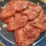 焼肉ホルモン人生大ちゃん - 極み薄切りタン