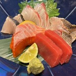 海鮮おどりや市場 - 