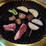 焼肉 あき山 - 