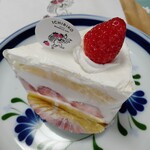 ICHIBIKO KURAMAE - 料理写真:大きいイチゴショートケーキ♫