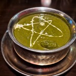 インド・ネパール料理店 カトマンズキッチン - ほうれん草ポークカレー