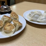 中国 東北飯店 - 餃子たち