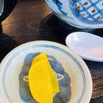 宝うどん - たくあん