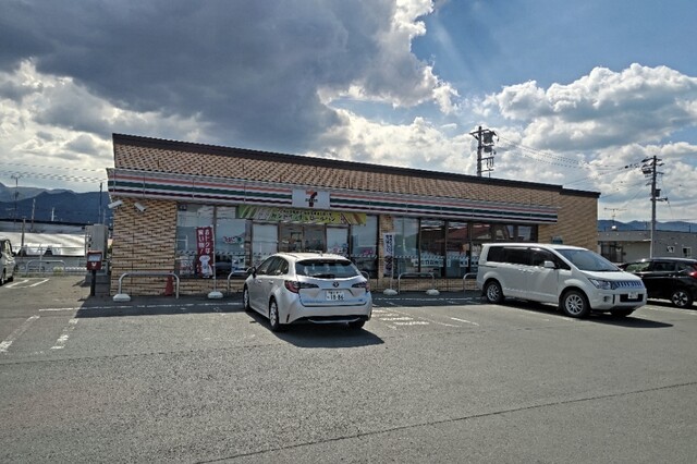 セブンイレブン 富良野緑町店 - 富良野（コンビニ・スーパー）の写真
