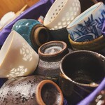 うなぎ 目白ぞろ芽 - 時間があると日本酒グラスを選ばせていただける