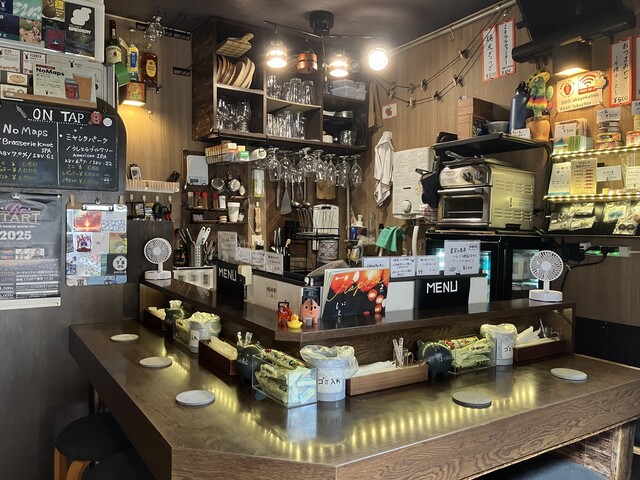 Beer Bar RAW - 釧路（ビアバー）