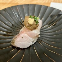 対馬のどぐろとイカ活き造り 博多 魚蔵 都ホテル店 - 