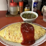 漫々亭 - オムライス大 ¥930