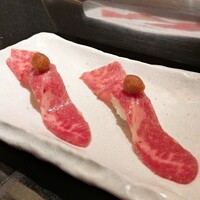 うしごろ 貫 恵比寿本店 - 炙り握り