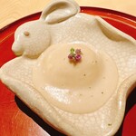 銀座 しのはら - 落花生豆腐　無花果　胡麻ソースがけ