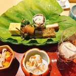 銀座 しのはら - 八寸　落花生豆腐　柿の白和え　飛騨牛のタルタル　鮎　蛸　すっぽんの煮凝り　お浸し　チーズ