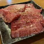 炭火焼肉ホルモン こいこい - 