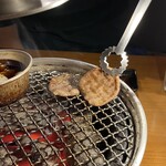 炭火焼肉ホルモン こいこい - 