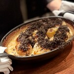 蒼 - 実は、付け合わせには、これまた大好物の「北あかりのグラタン」！
      そんな訳で、この日はいつも以上の腹パンなのですが、結局これもやっぱり大好きで、どこまで喜ばせてくれるんだ（笑）