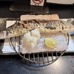 活魚寿司　賞味 - 秋刀魚塩焼き