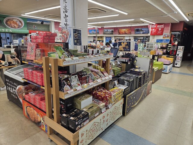 前沢SA ショッピングコーナー - 前沢（売店）の写真