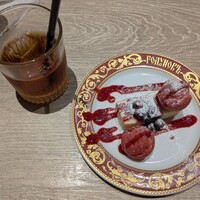ゴドノフ東京 丸ビル店 - 