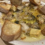 ファッティーズ - ツブ貝ブルゴーニュ風オーブン焼