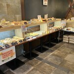 COCO PAN Craft Bakery - 店内①