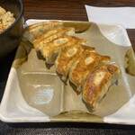 五味八珍 - 餃子