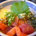 Dommu Su - 海鮮バラちらし丼