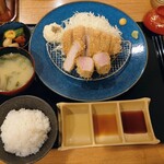 かつ泉 - 上ロースと上ひれかつ定食