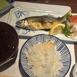 魚と煮込みとわら焼きと ととと - 