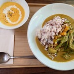 Kissako KAIPAN - ココナッツカレー1200円◎　かぼちゃスープ◎◎