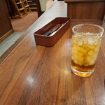 ロイヤルホスト - ドリンクバーの烏龍茶です。