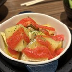 290円酒場 精肉屋 - ちょっとチューブっぽいけど、じゃがバタ好きだもん