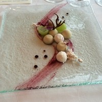 レストラン シャンボール - フォワグラのバヴァロワと葡萄のメリメロ
