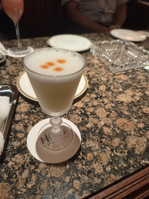 THE LION'S DEN photo 2