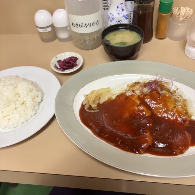 ポーシェール - 新富士（食堂）の写真