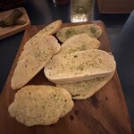 Homie's - ガーリックトースト2人前