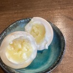 らぁ麺　福橋 - 味玉割ったら優しい黄身の色