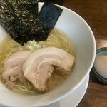らぁ麺　福橋 - 味玉は別皿提供