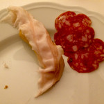3.チタンネーゼ黒豚のラルド
          4.(右)サラメ マントヴァーノ