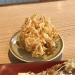 天ぷらめし 天之助 - 桜海老のかき揚げ