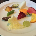 ラ・ボンヌターブル - 