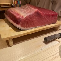鮨 由う - 